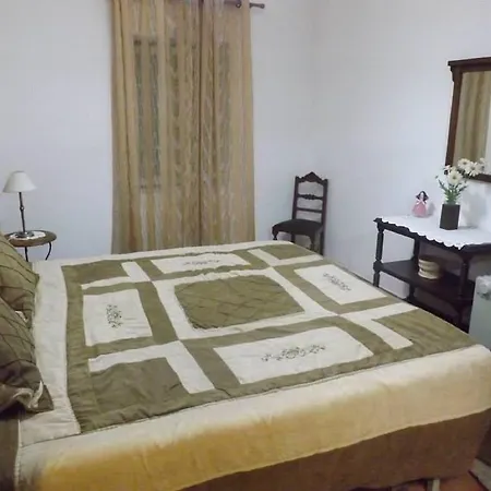 Casa D'aldeia Pensión Monforte da Beira